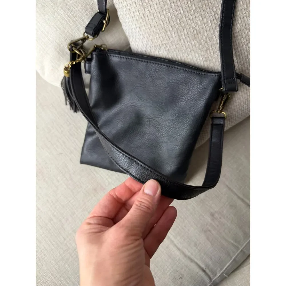 NEW seOSTO Crossbody Bag Size [ ] Vegan Leather Multi Pocket Sling